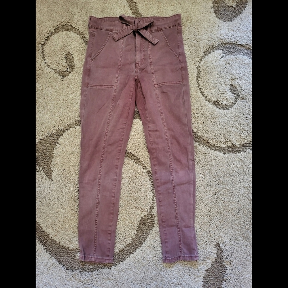 American Eagle Dusty Purple Skinny Jeans in Size 6 Short